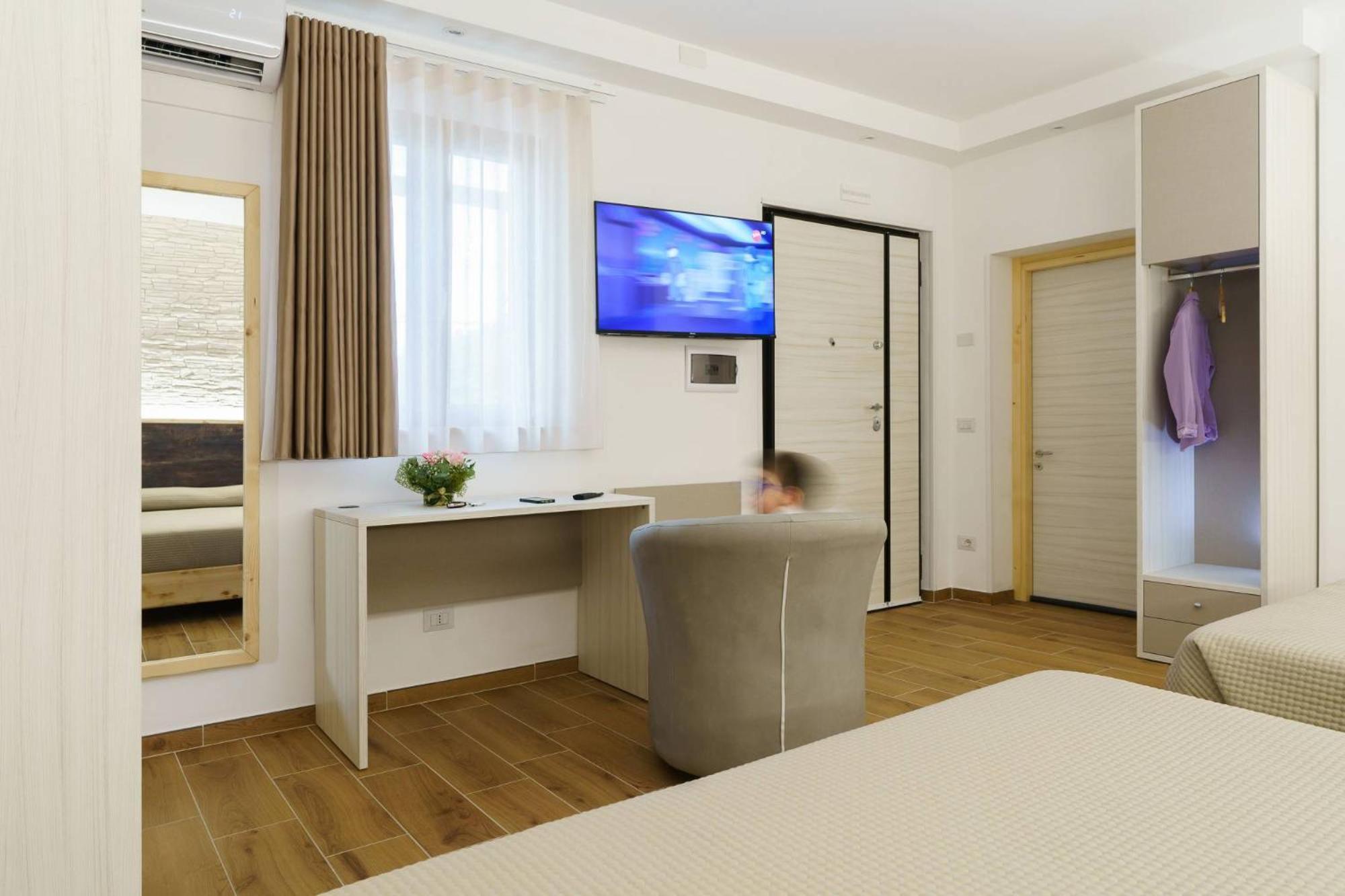 Chalet N5 Guest House Καταντζάρο Εξωτερικό φωτογραφία